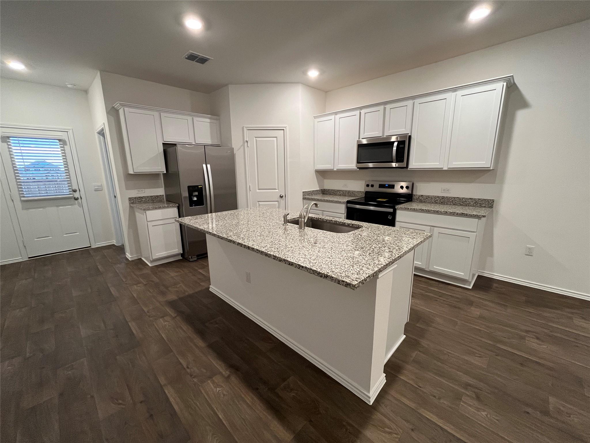 15016-B Welsh Cob Rd # B, Manor, TX 78653