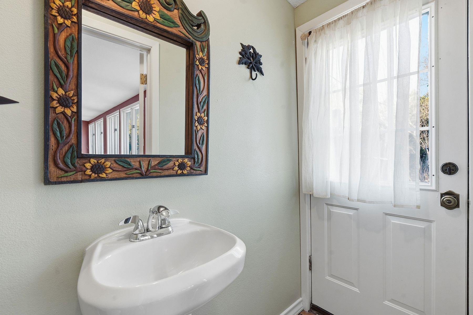 907 Shepherd Rd, Georgetown, TX 78628