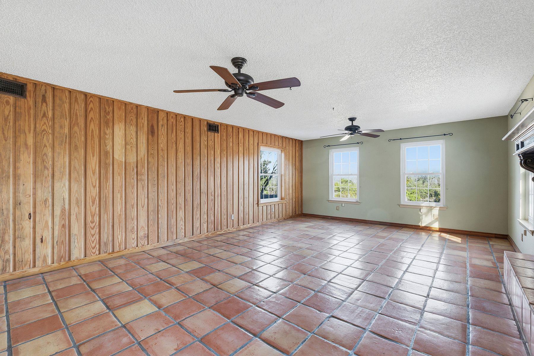 907 Shepherd Rd, Georgetown, TX 78628