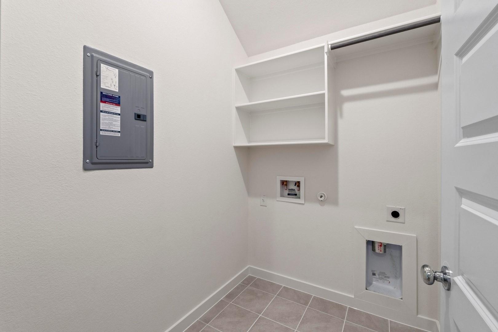 113 Mandeville Dr, Hutto, TX 78621