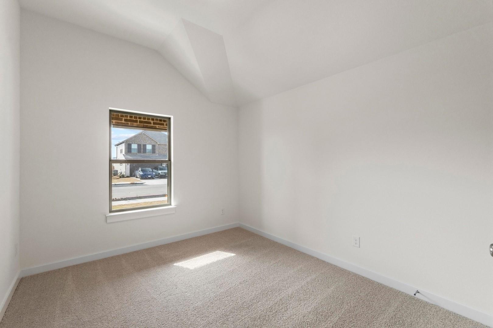 113 Mandeville Dr, Hutto, TX 78621