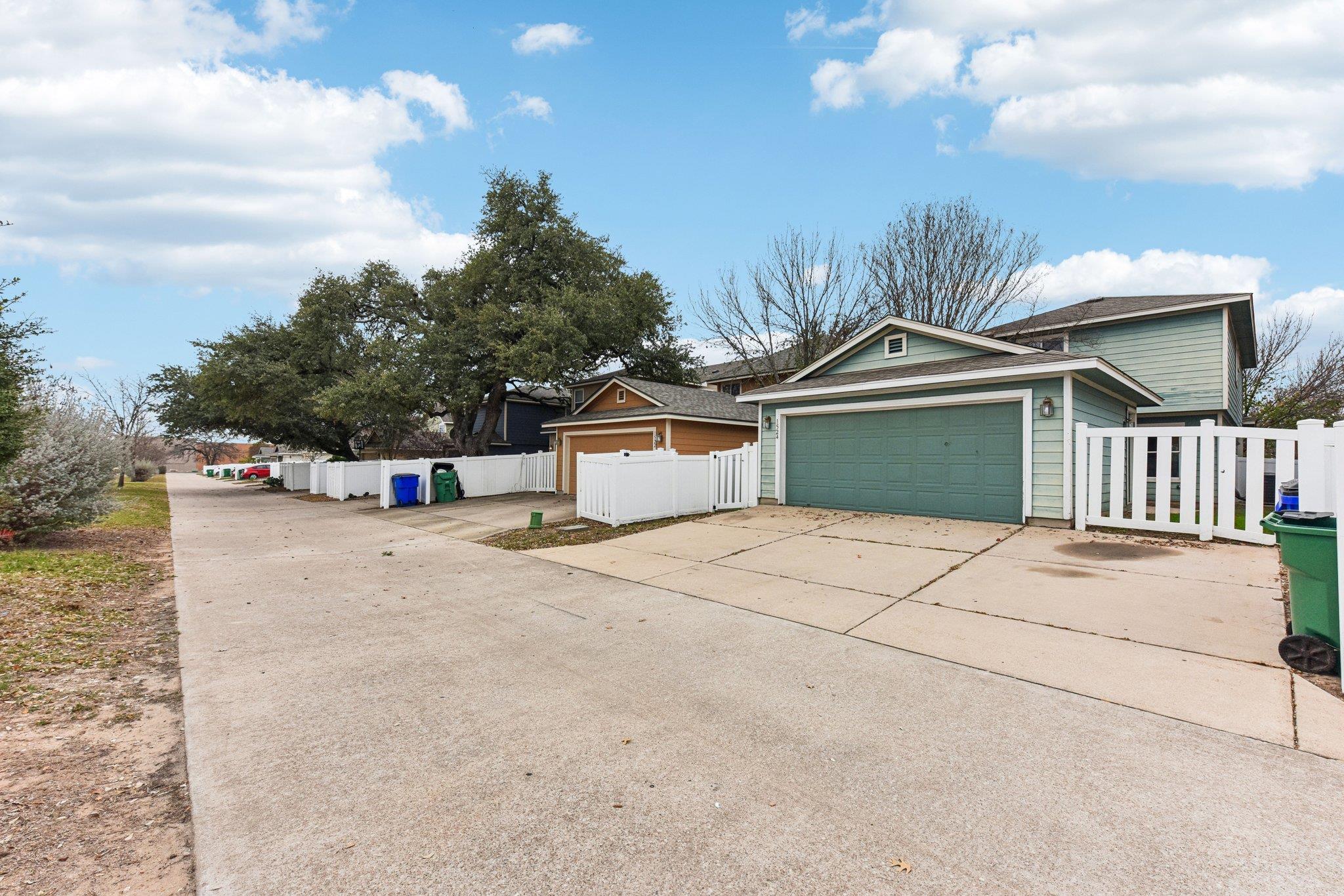 1524 Big Thicket Dr, Cedar Park, TX 78613