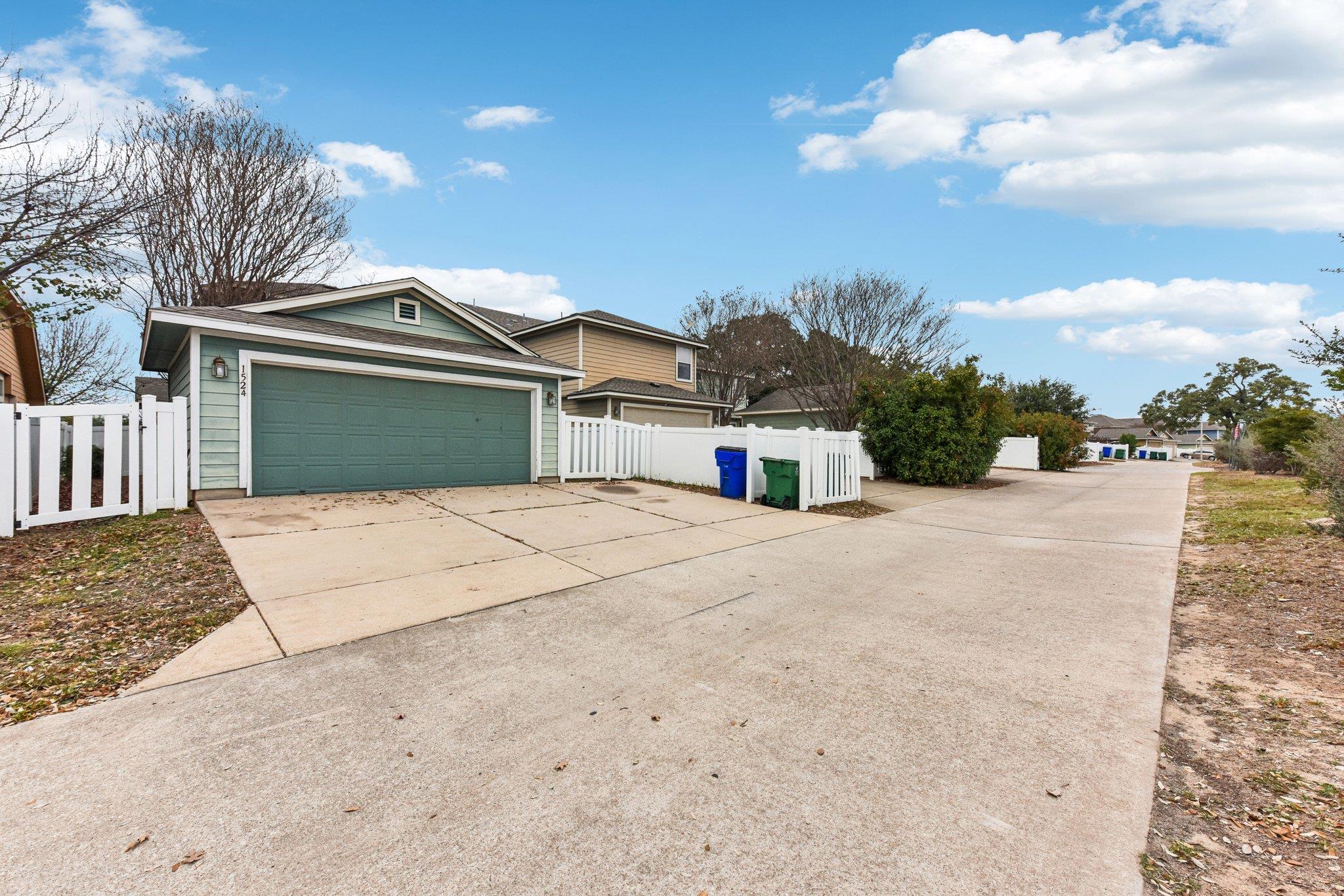 1524 Big Thicket Dr, Cedar Park, TX 78613