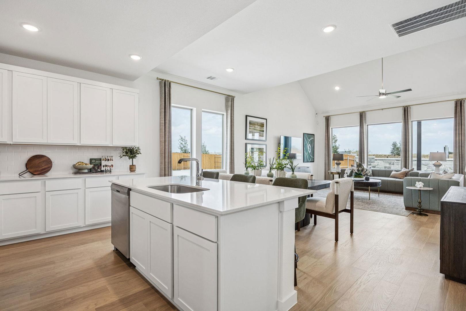 309 Sepulveda St, Hutto, TX 78634