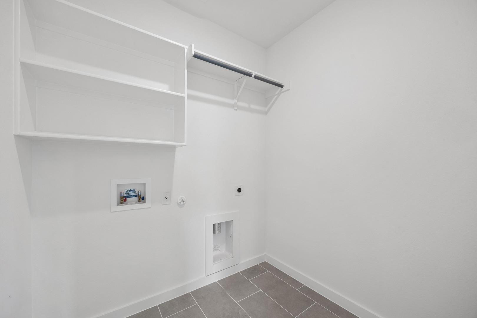 309 Sepulveda St, Hutto, TX 78634