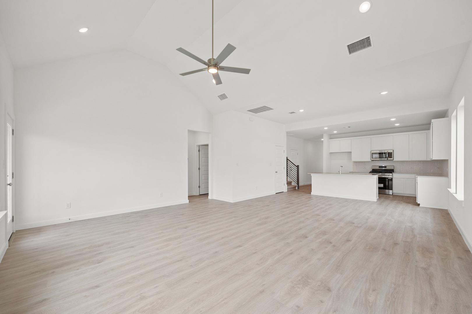 309 Sepulveda St, Hutto, TX 78634