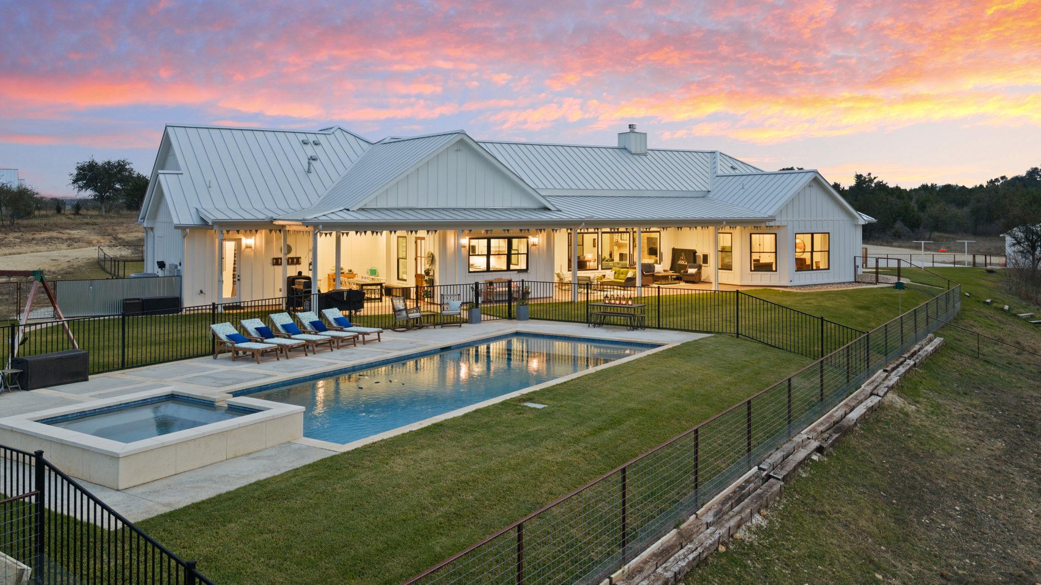 452 Southwick Ranch Rd, Johnson City, TX 78636