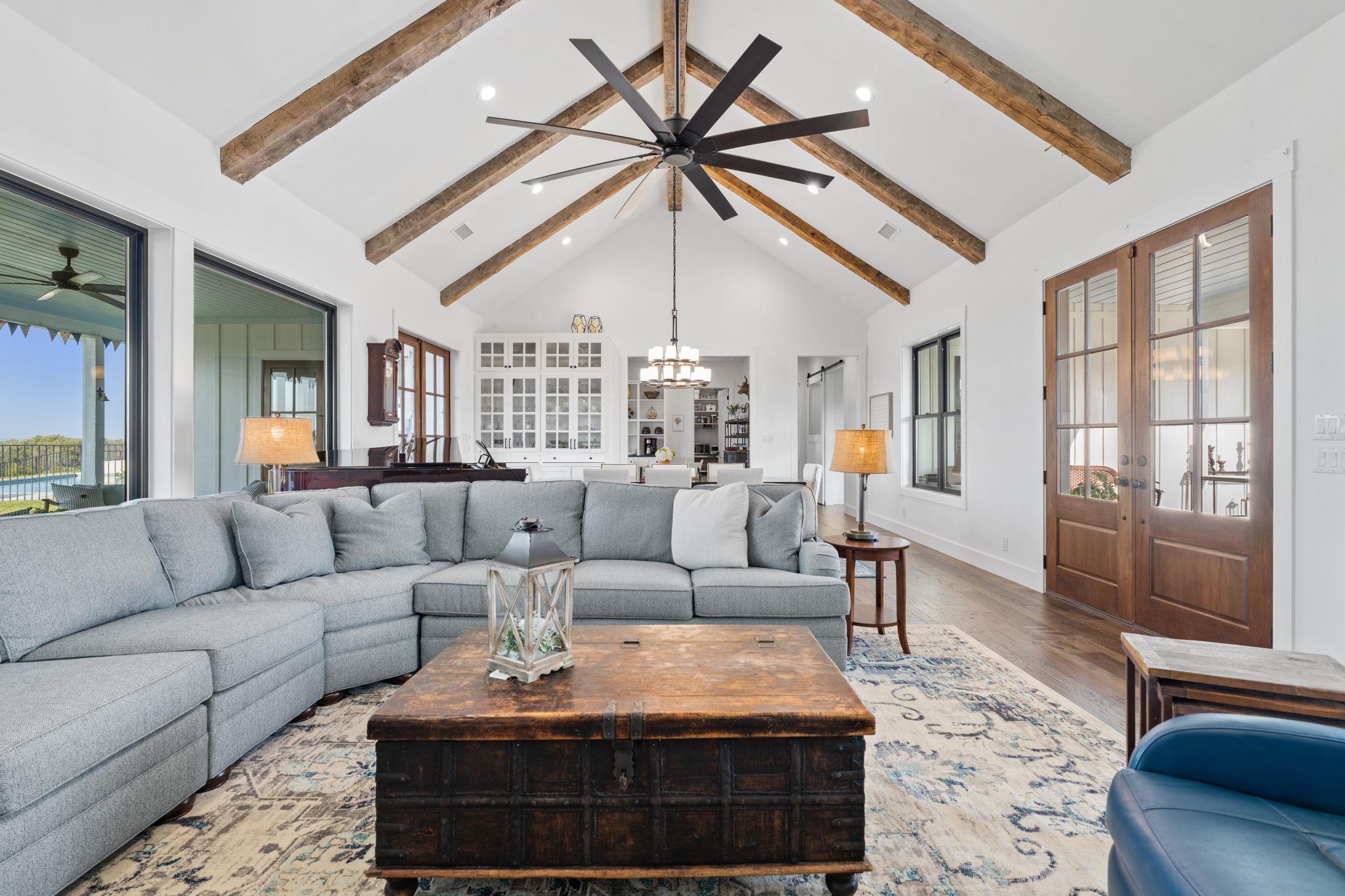 452 Southwick Ranch Rd, Johnson City, TX 78636