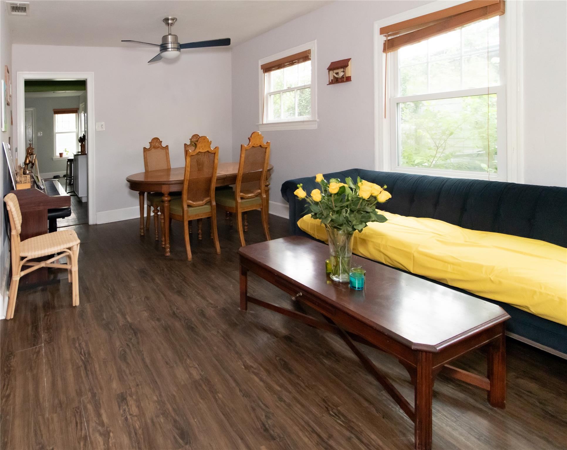 912 & 912 1/2 Calle Limon Dr, Austin, TX 78702