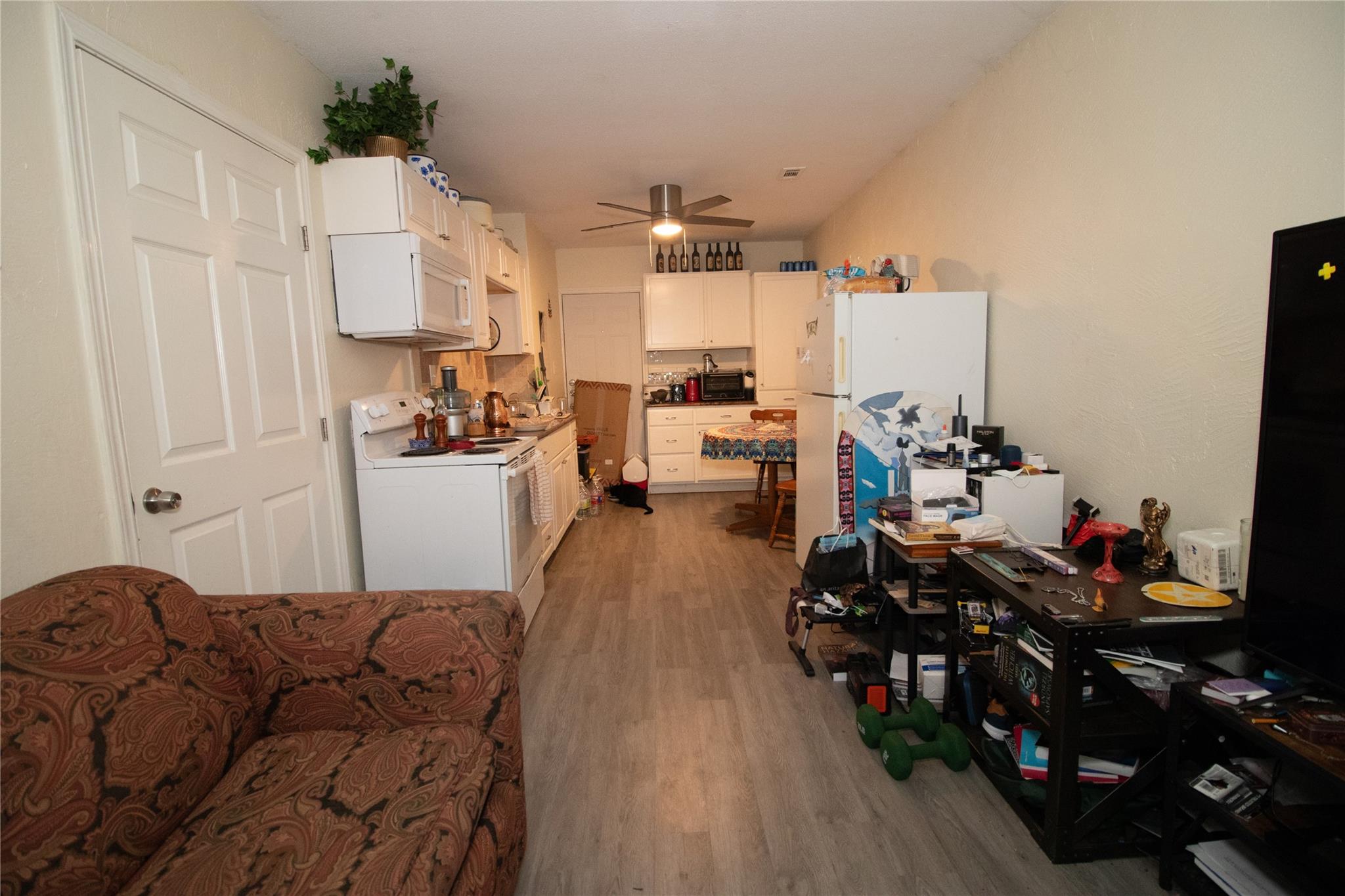 912 & 912 1/2 Calle Limon Dr, Austin, TX 78702