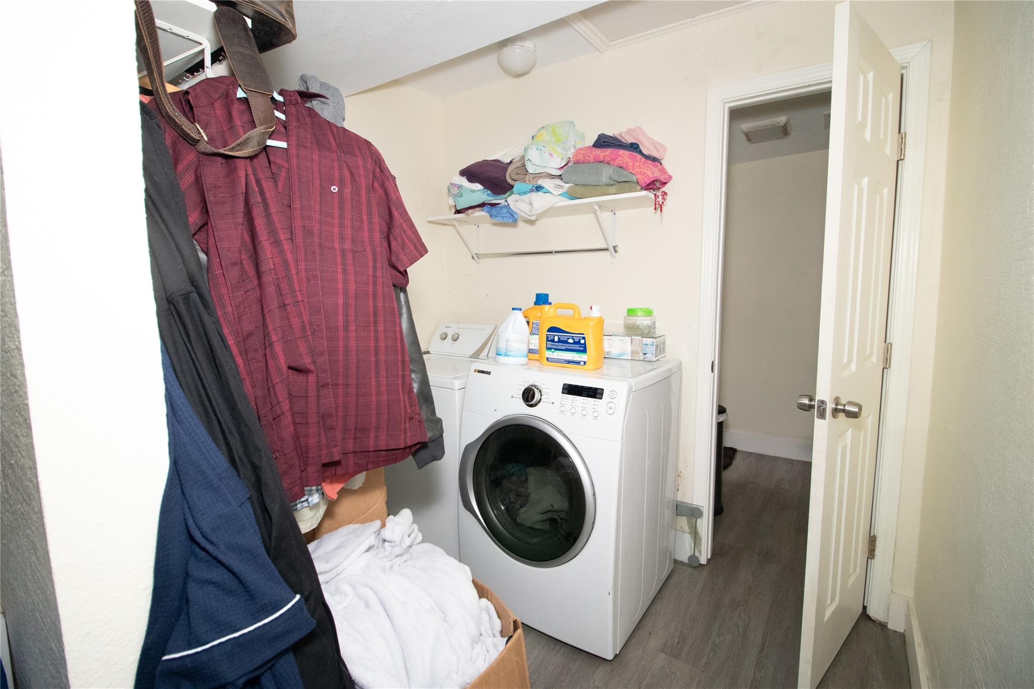 912 & 912 1/2 Calle Limon Dr, Austin, TX 78702