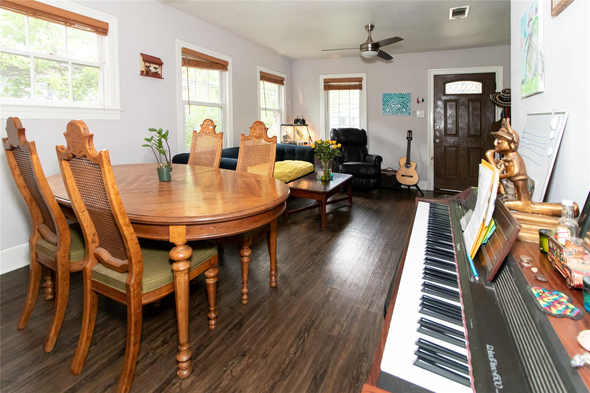 912 & 912 1/2 Calle Limon Dr, Austin, TX 78702