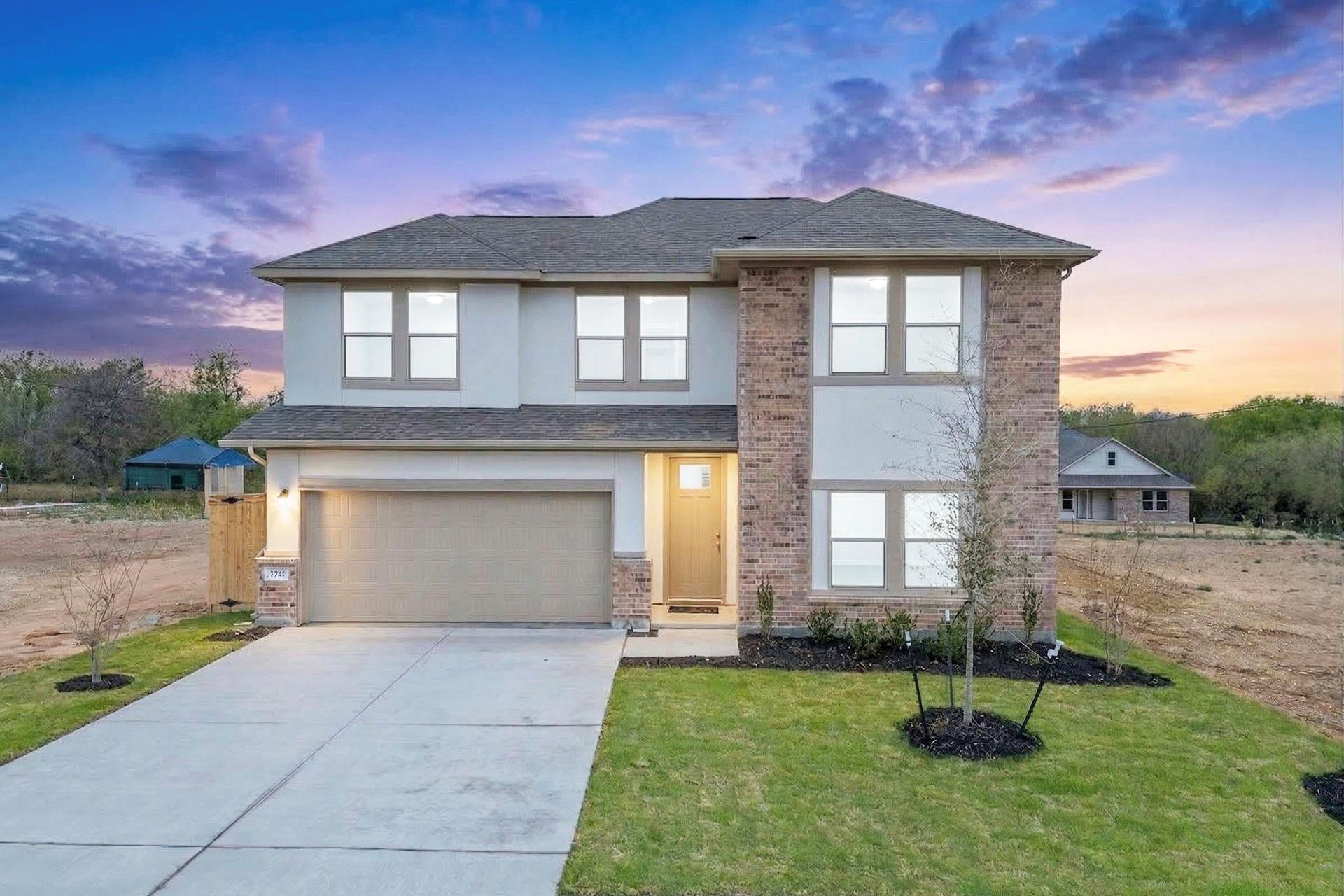 25517 Ashton Look Dr, Elgin, TX 78621