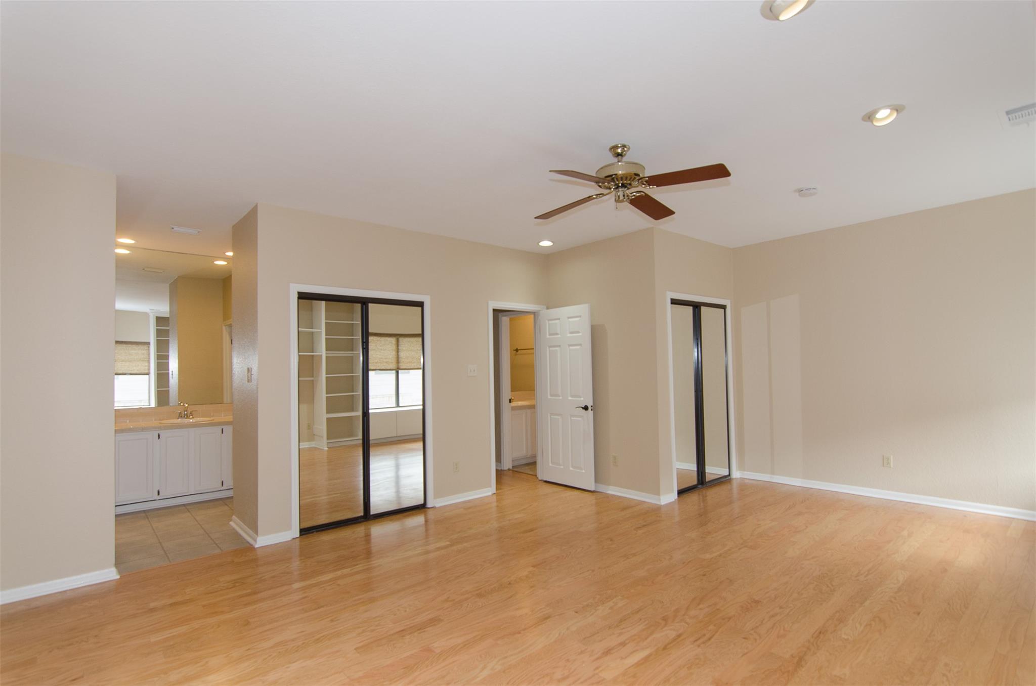 10819 Crown Colony Dr # 38, Austin, TX 78747