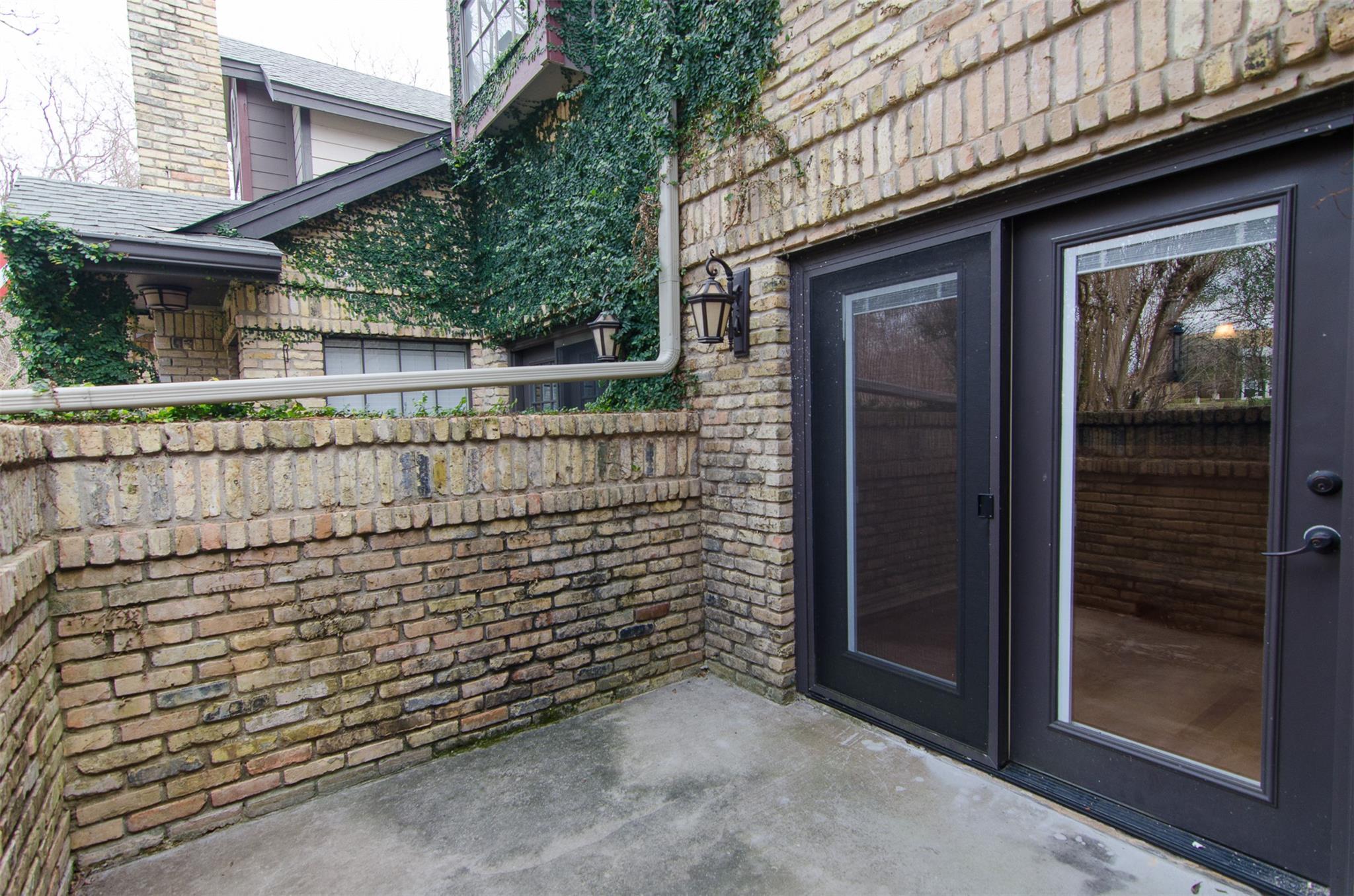 10819 Crown Colony Dr # 38, Austin, TX 78747