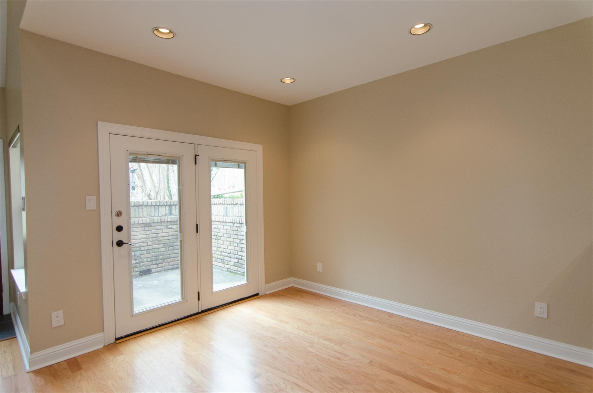 10819 Crown Colony Dr # 38, Austin, TX 78747