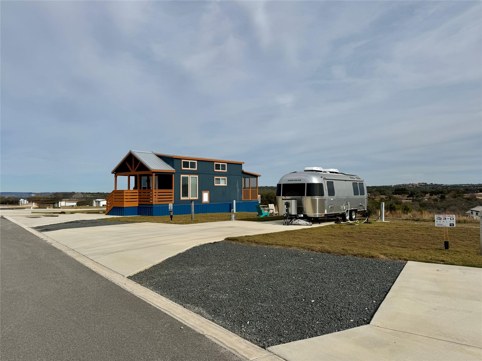 5386 Ranch Road 1376 Rd # 176, Fredericksburg, TX 78624