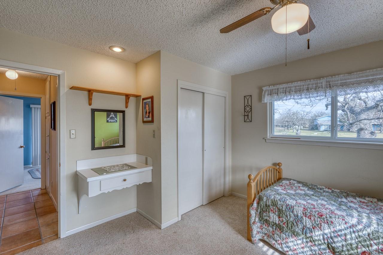 310 S Chaparral, Burnet, TX 78611