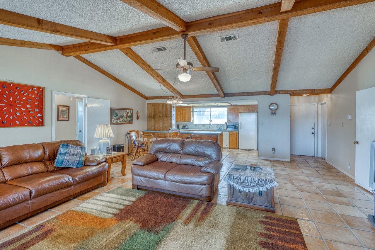 310 S Chaparral, Burnet, TX 78611