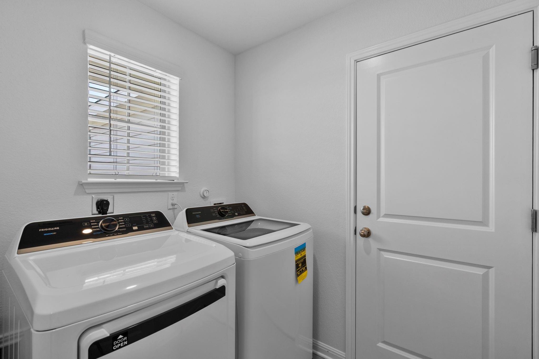 129 Hatari Trl, Jarrell, TX 76537