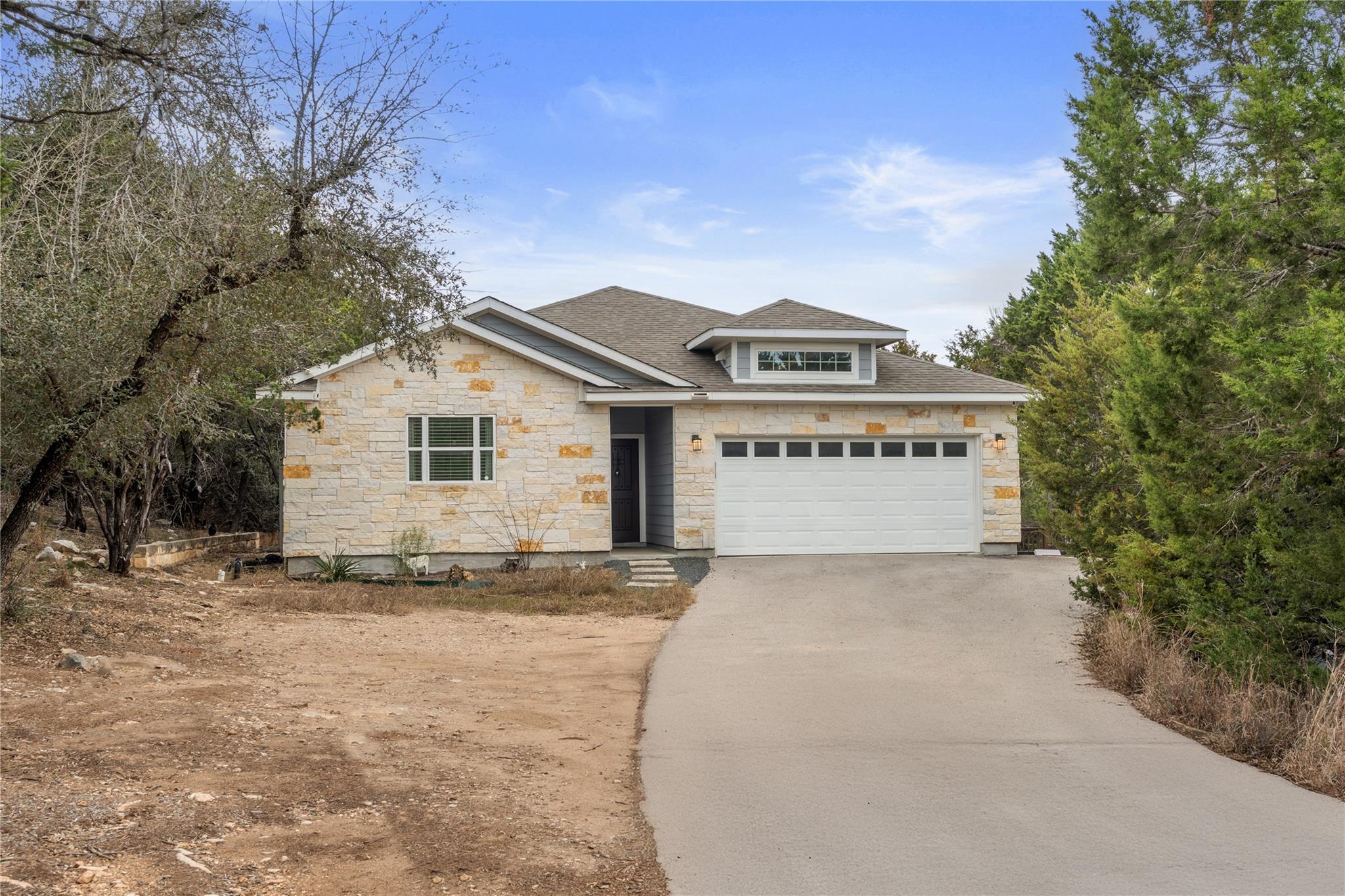 7502 Stable Ln, Lago Vista, TX 78645