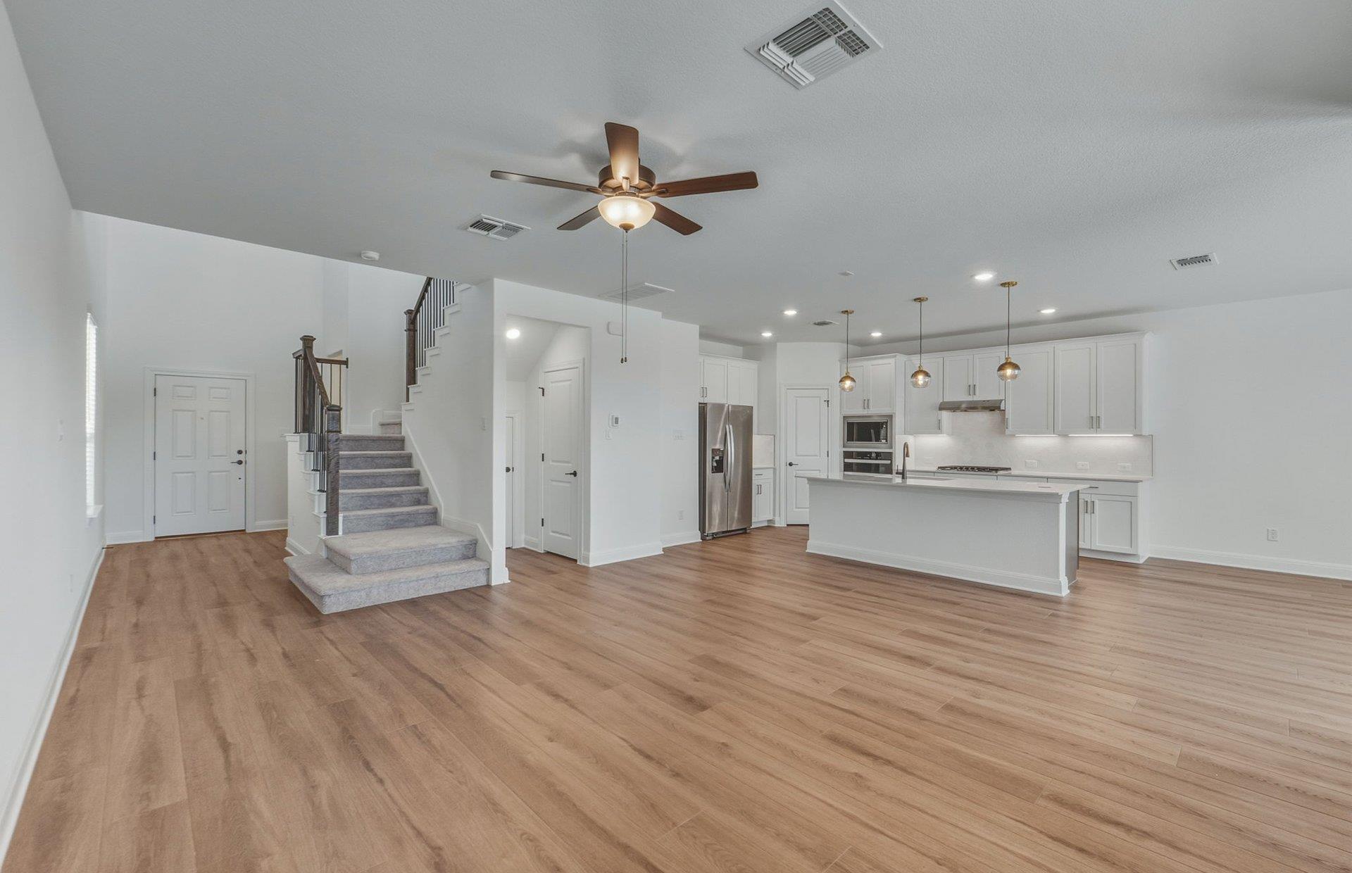 213 Regatta Trl, Leander, TX 78641