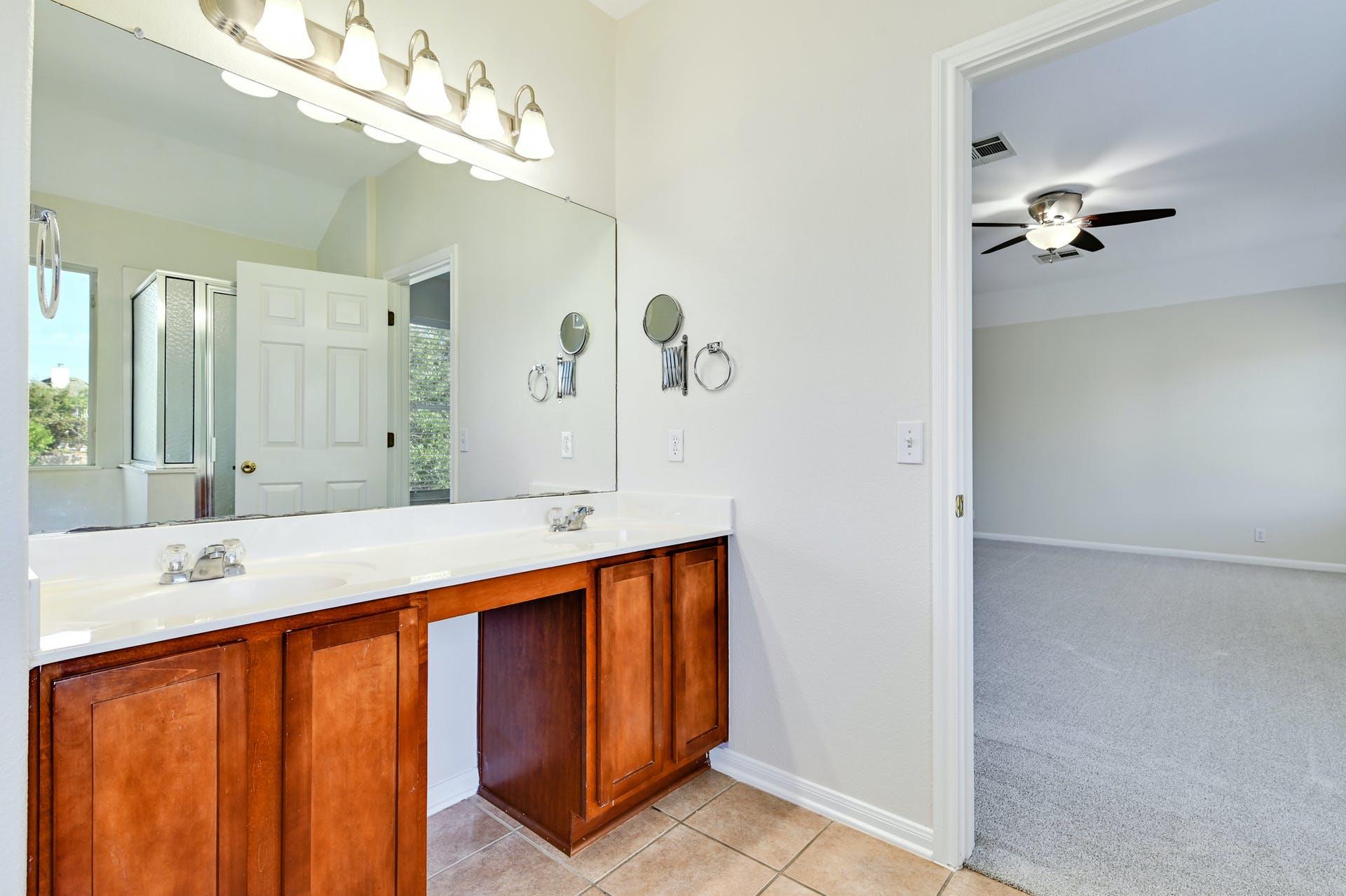 20308 Farm Pond Ln, Pflugerville, TX 78660