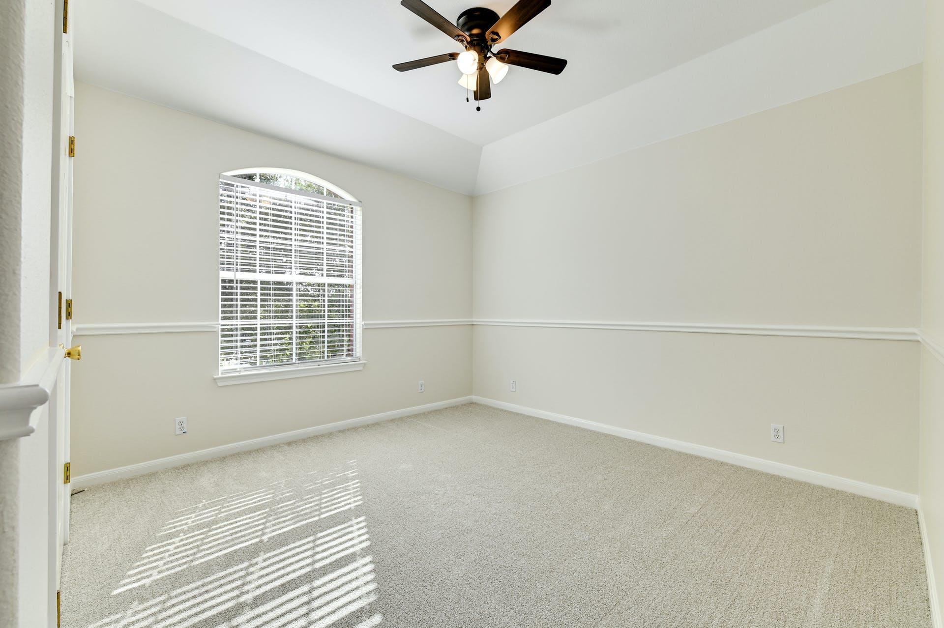 20308 Farm Pond Ln, Pflugerville, TX 78660