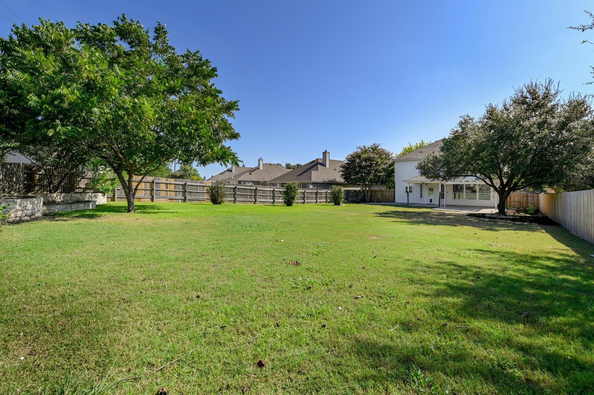 20308 Farm Pond Ln, Pflugerville, TX 78660