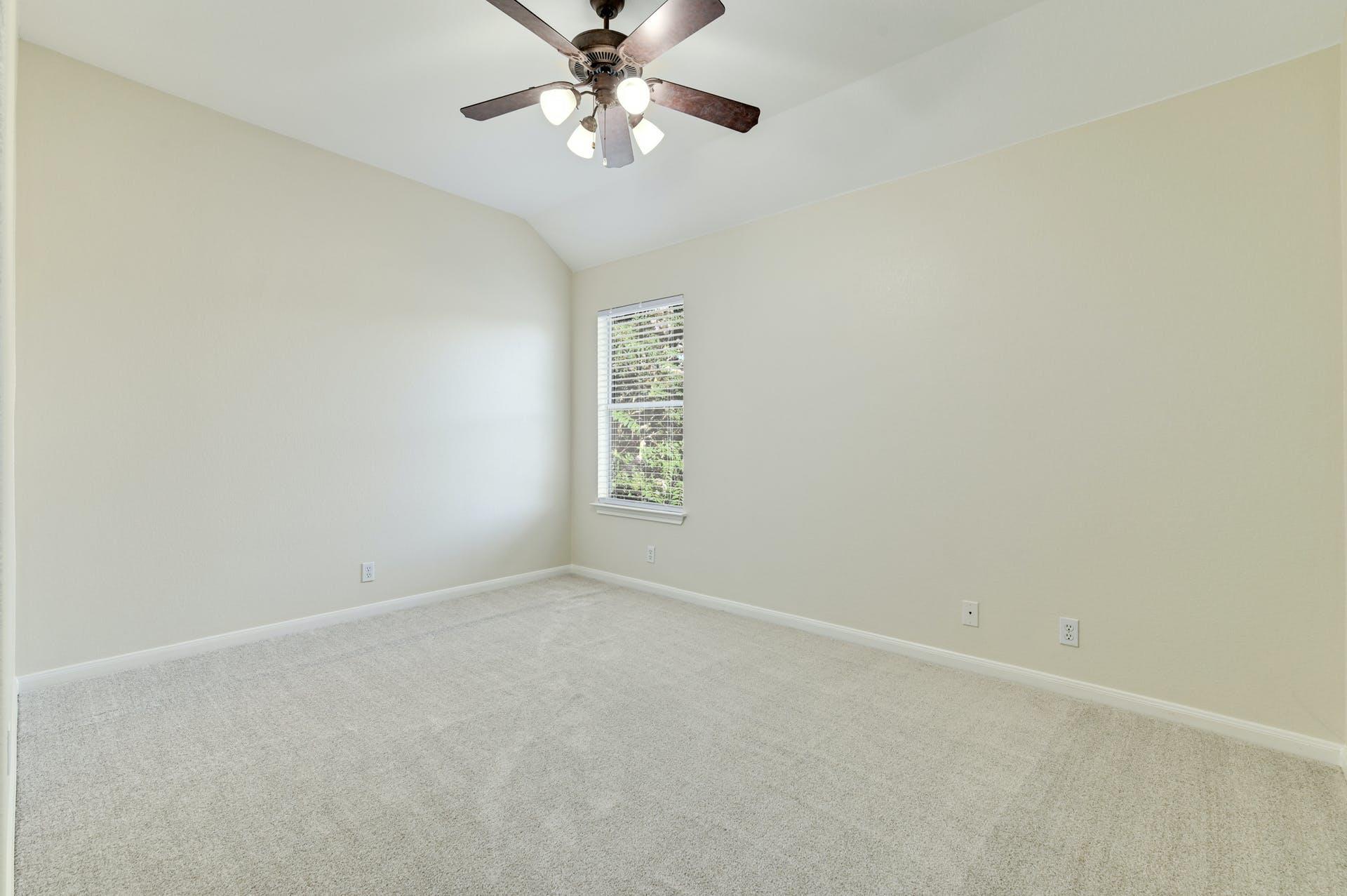 20308 Farm Pond Ln, Pflugerville, TX 78660