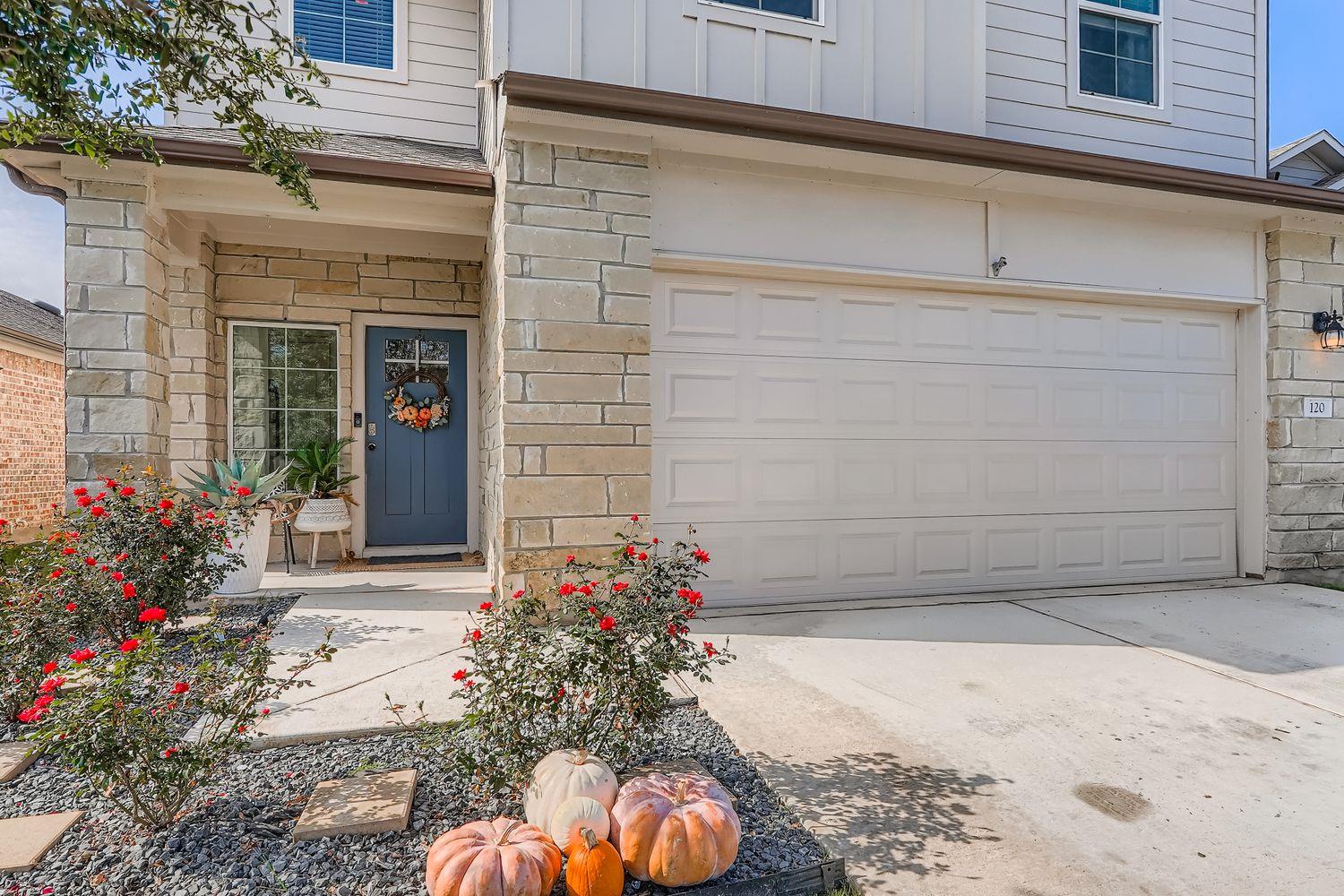 120 Mariners Lndg, Bastrop, TX 78602