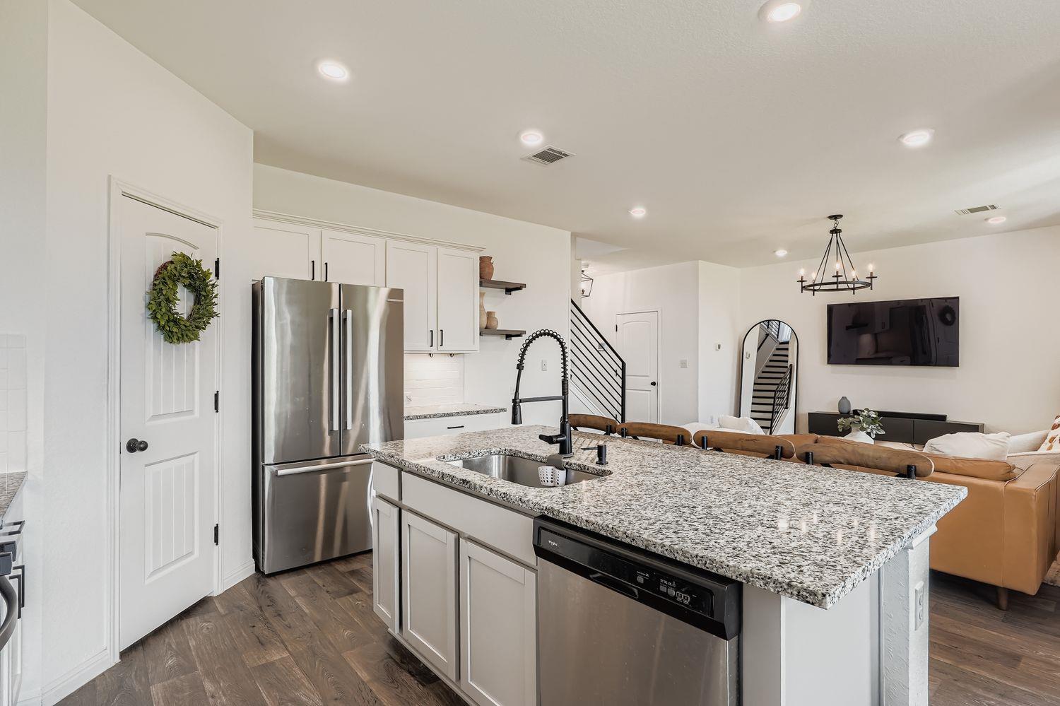 120 Mariners Lndg, Bastrop, TX 78602