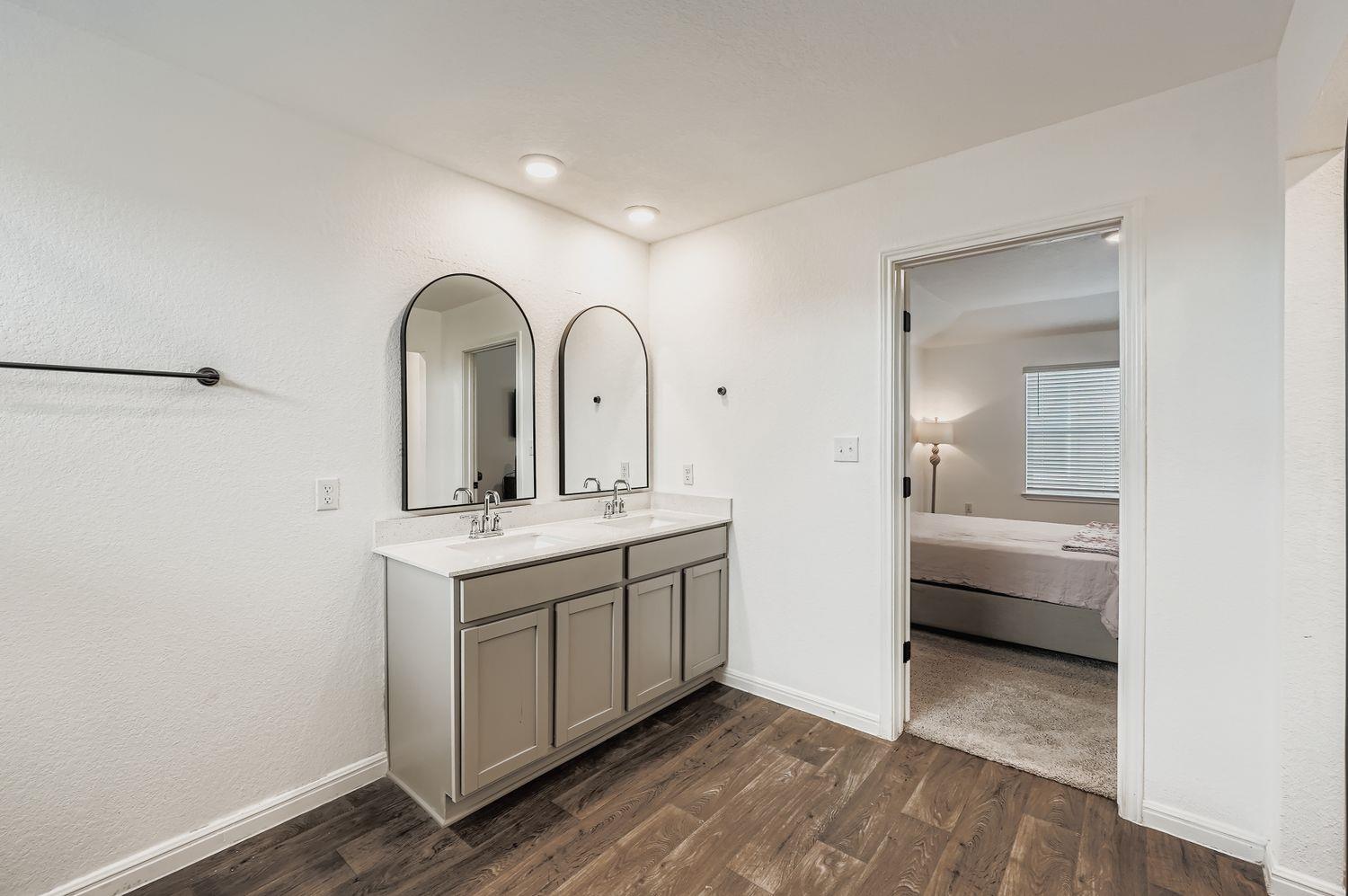 120 Mariners Lndg, Bastrop, TX 78602