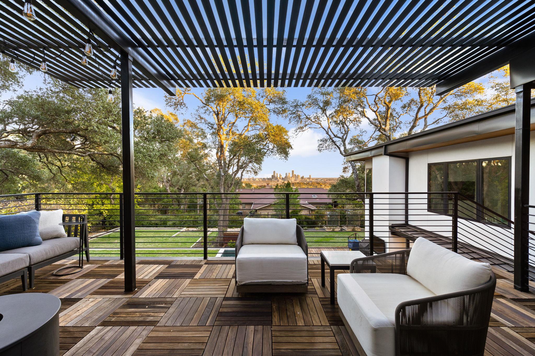 302 Buckeye Trl, West Lake Hills, TX 78746