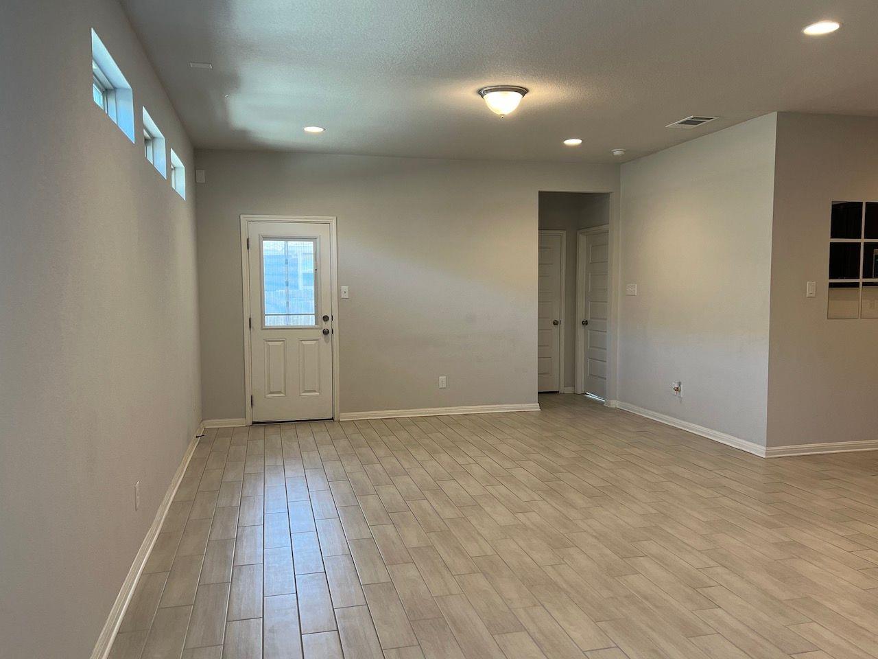 124 Old Stagecoach Rd, Jarrell, TX 76537