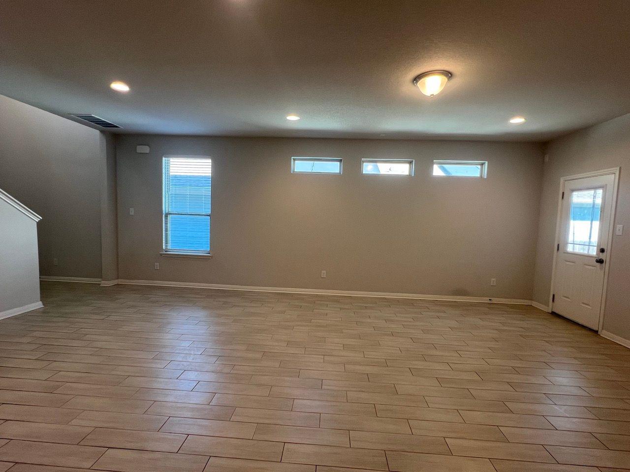 124 Old Stagecoach Rd, Jarrell, TX 76537