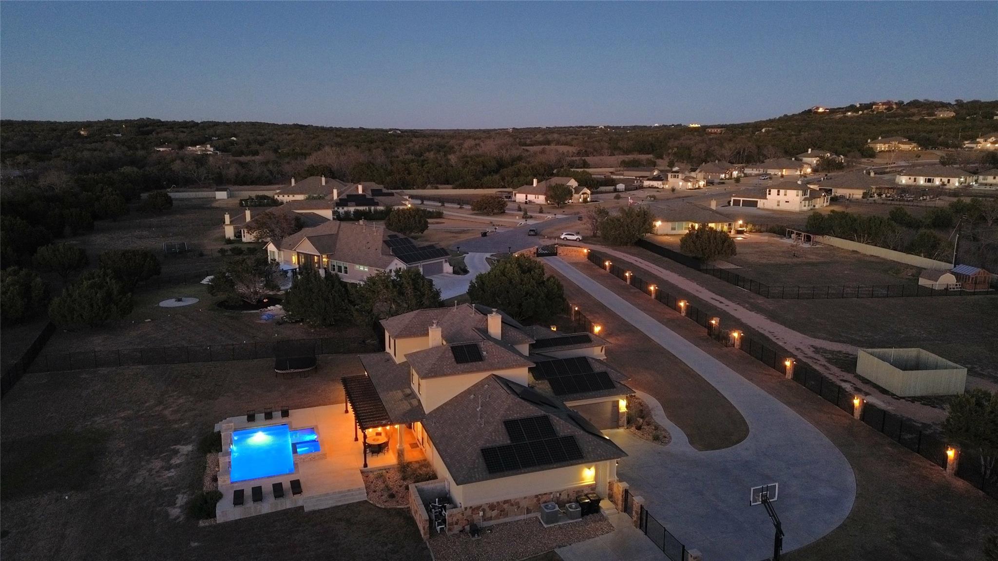 22615 Sweet Summer Dr, Leander, TX 78641