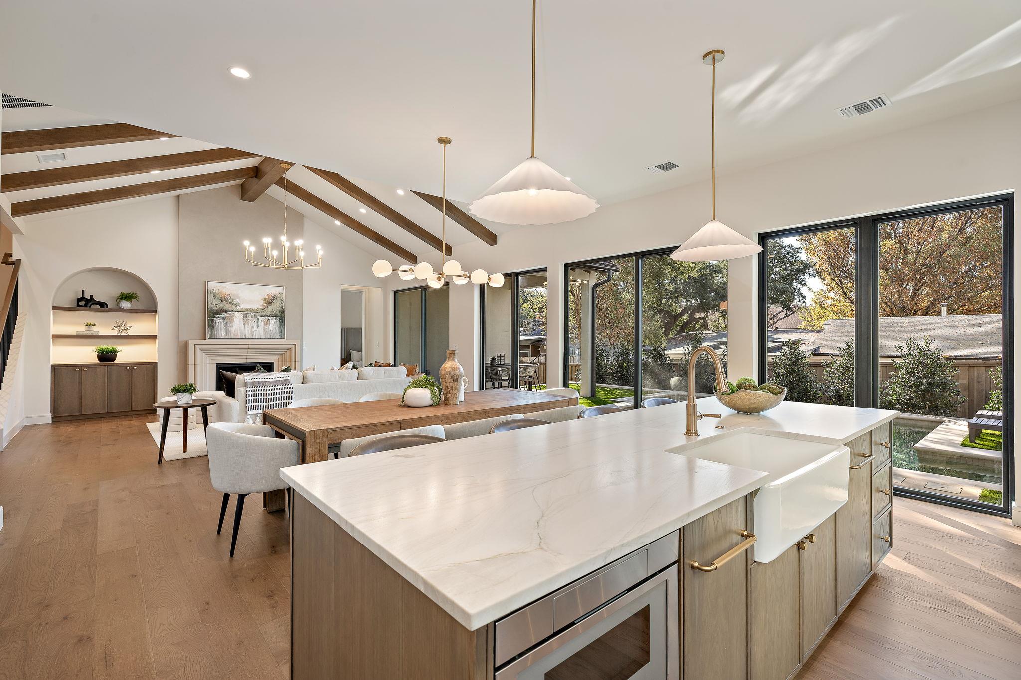 2705 Warren St, Austin, TX 78703