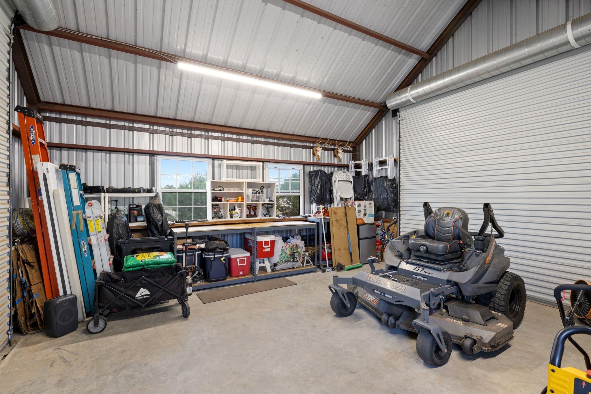 338 Morning Dew Dr, Round Mountain, TX 78663