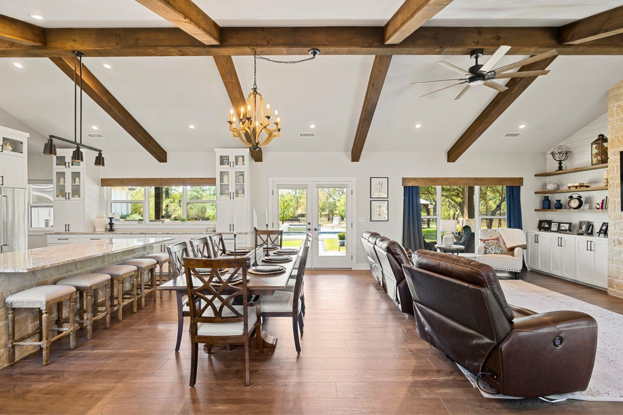 338 Morning Dew Dr, Round Mountain, TX 78663