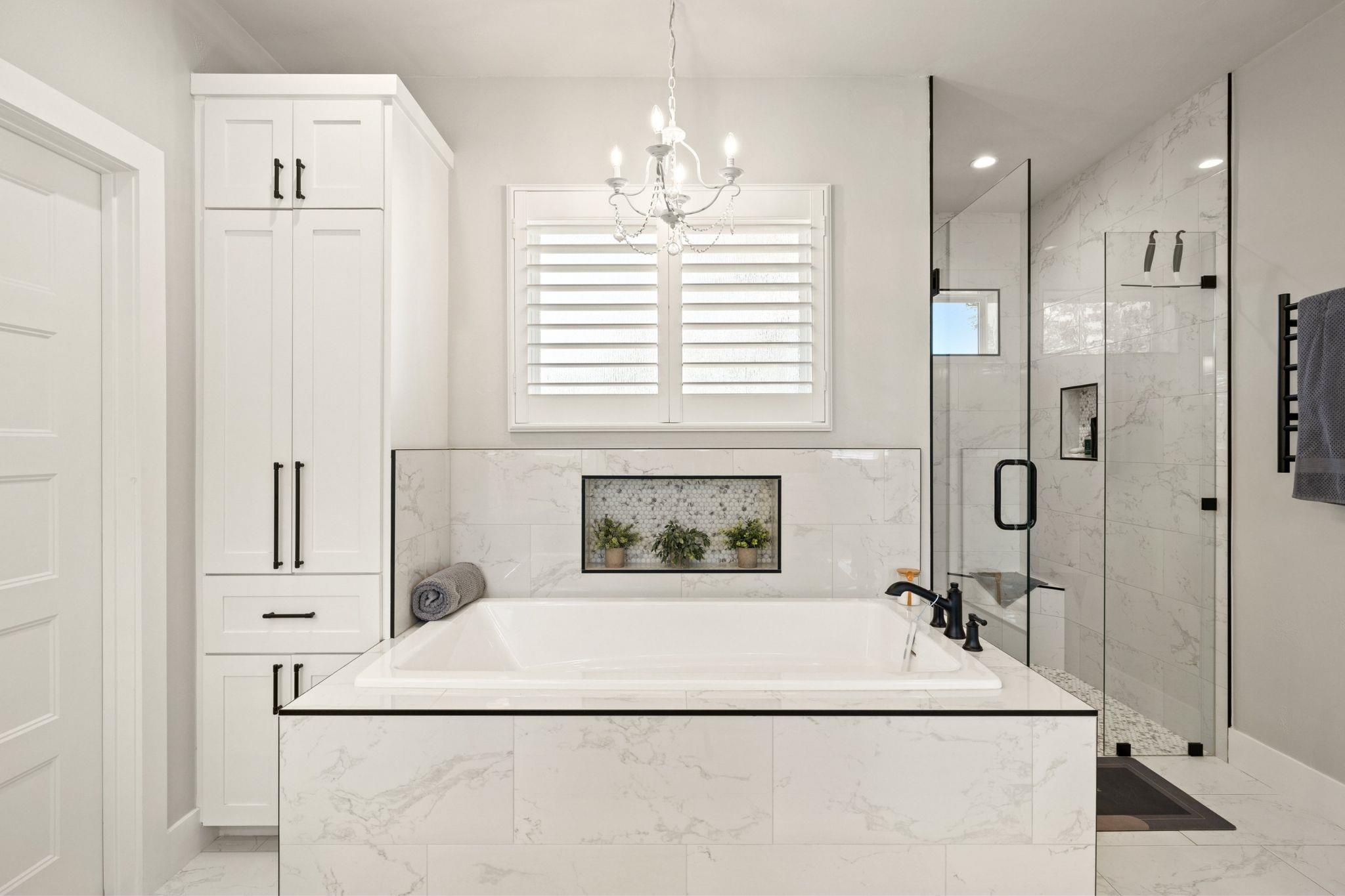 338 Morning Dew Dr, Round Mountain, TX 78663