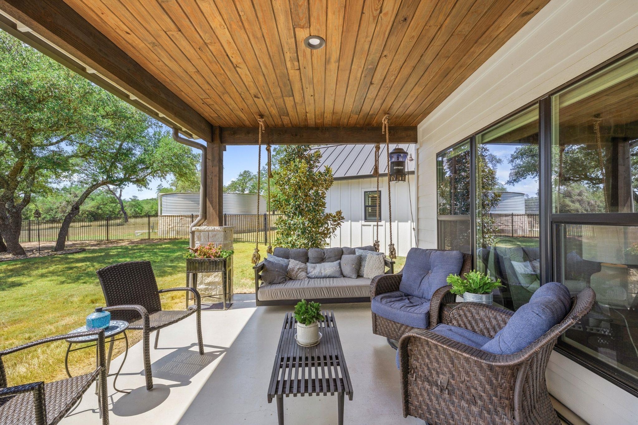 338 Morning Dew Dr, Round Mountain, TX 78663