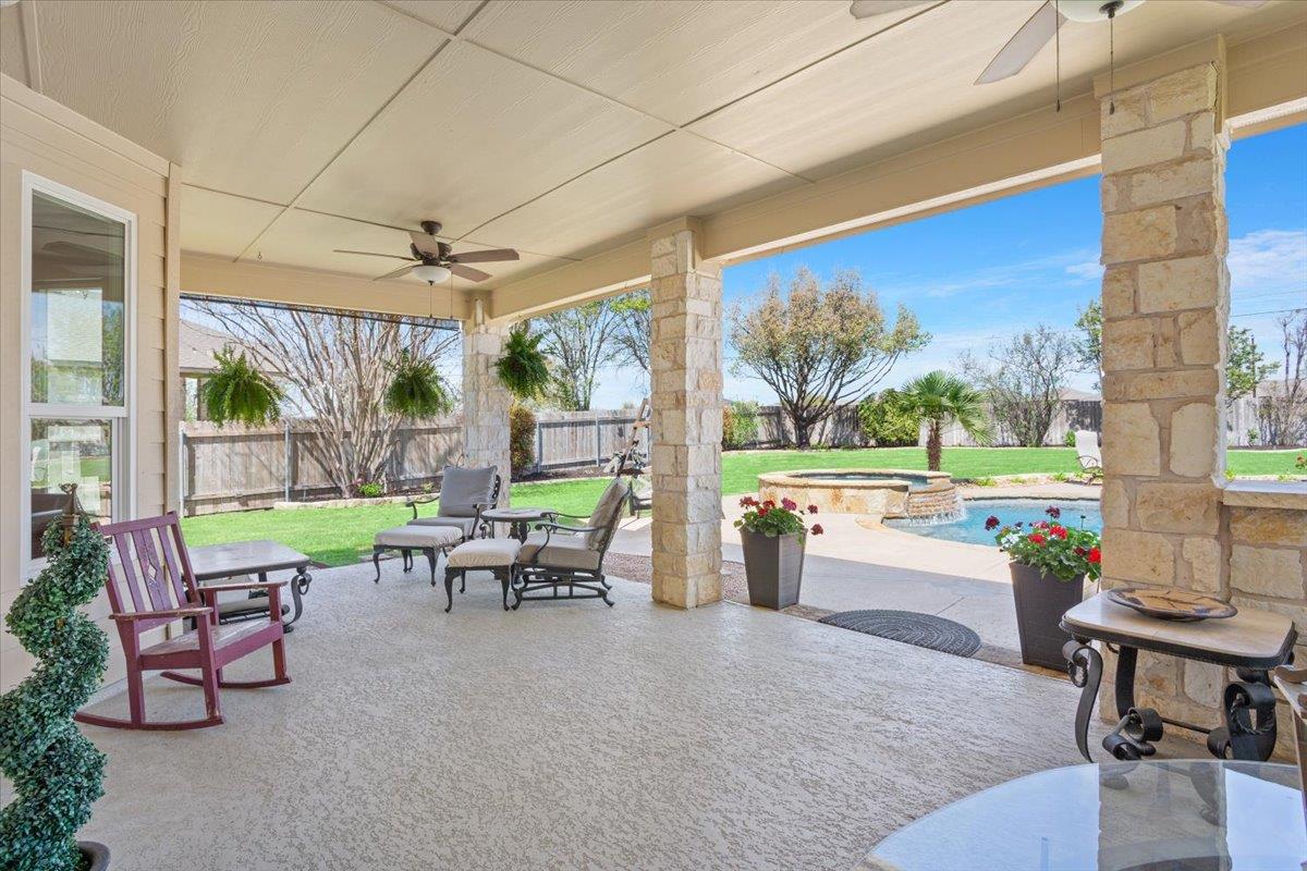 2218 Settlers Park Loop, Round Rock, TX 78665