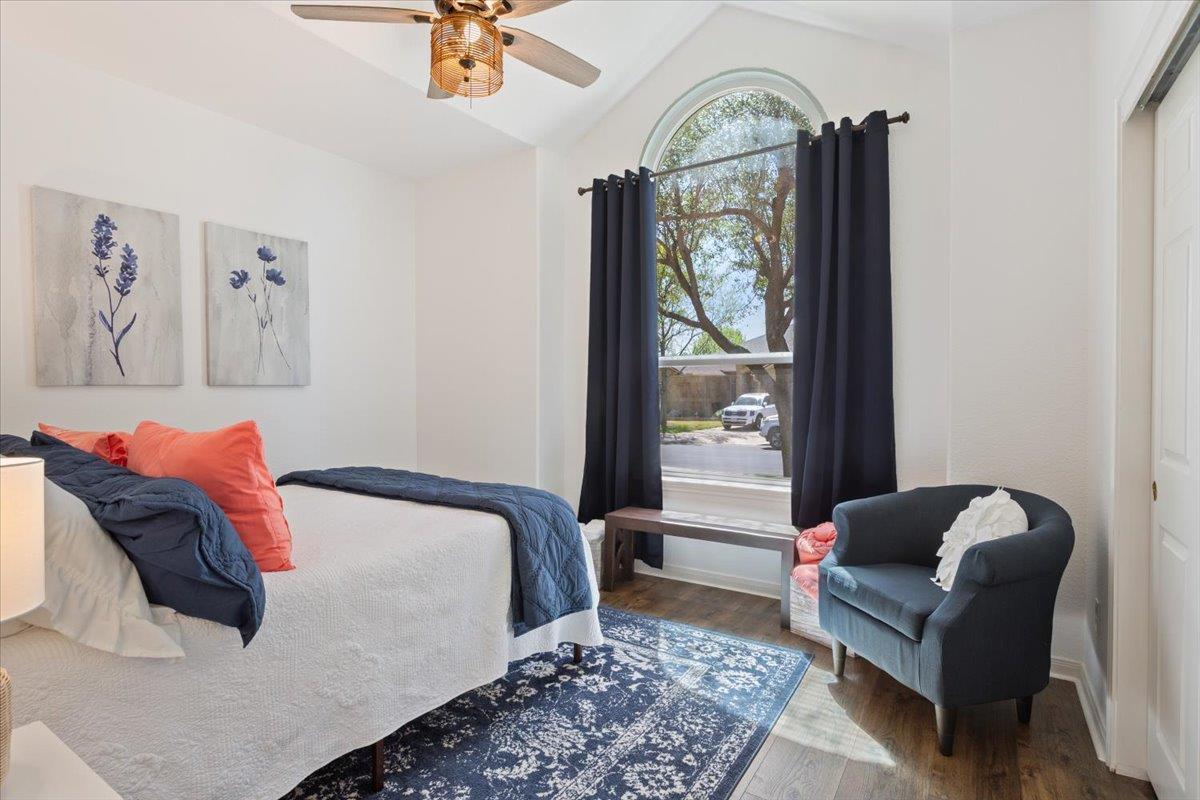 2218 Settlers Park Loop, Round Rock, TX 78665