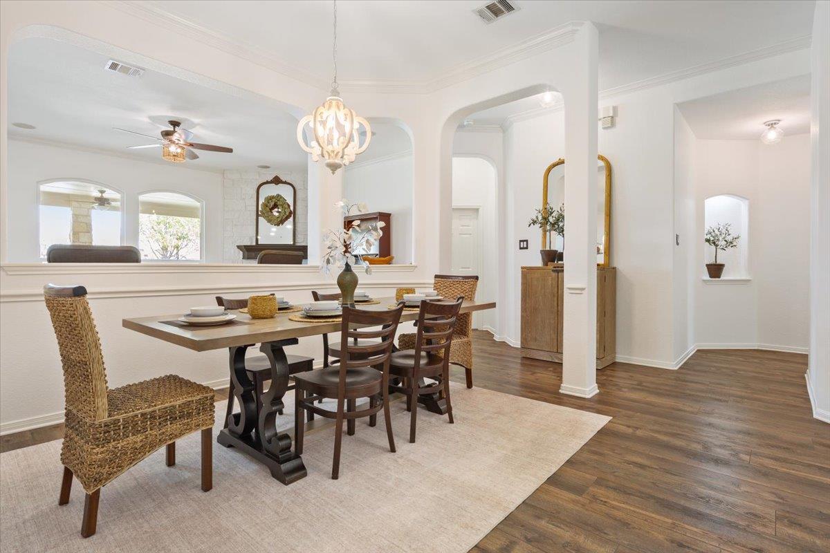 2218 Settlers Park Loop, Round Rock, TX 78665