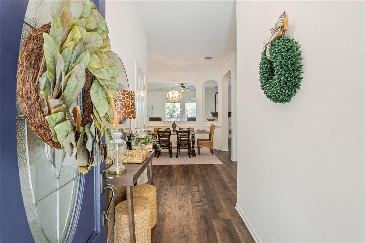 2218 Settlers Park Loop, Round Rock, TX 78665