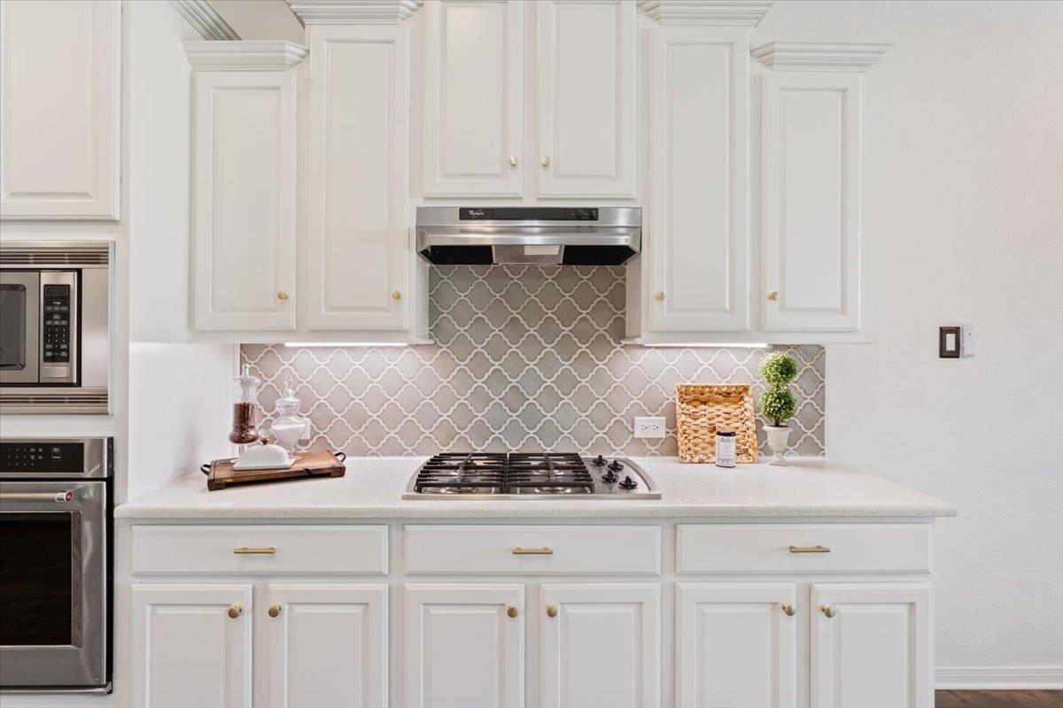 2218 Settlers Park Loop, Round Rock, TX 78665