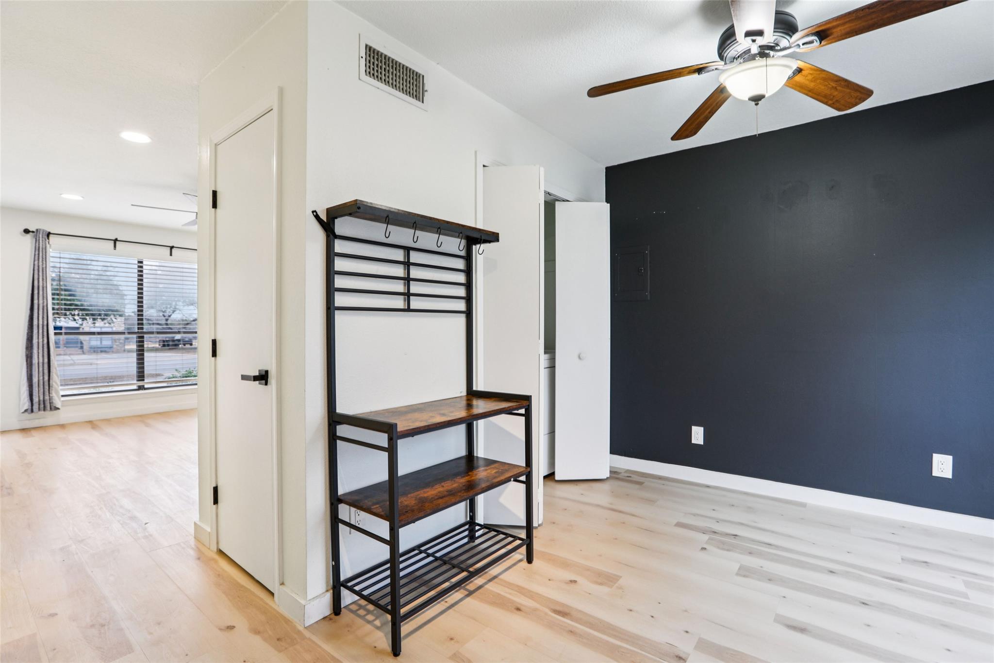 3004 WHISPER OAKS Ln # C, Georgetown, TX 78628