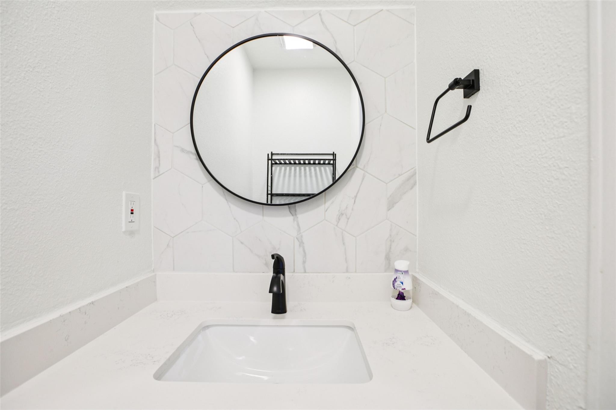 3004 WHISPER OAKS Ln # C, Georgetown, TX 78628