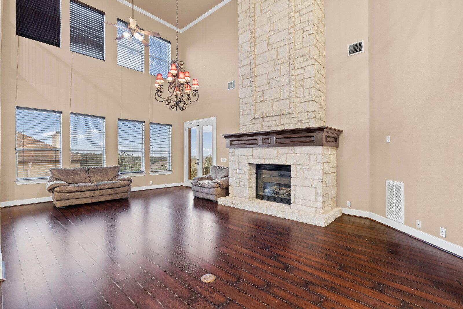 334 Blazing Star Dr, Austin, TX 78737